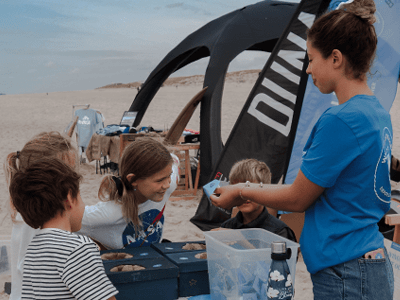 Stand de sensibilisation à l&rsquo;ile de Ré au Wipeout Festival