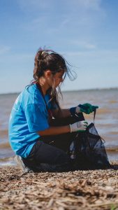 Préserver l'étang de berre de la pollution plastique