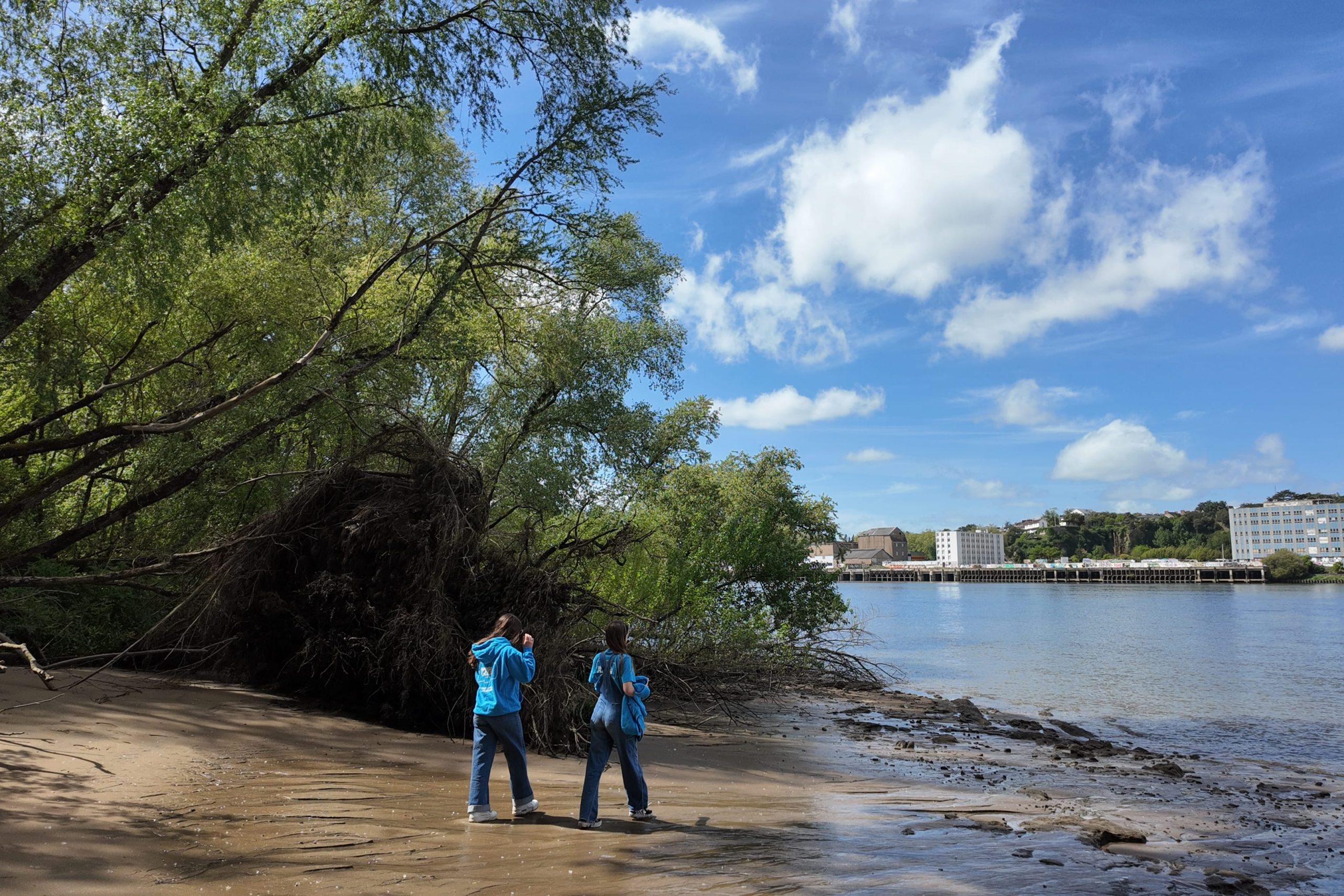 Estuaire de la Loire : une nouvelle mission pour comprendre le dernier voyage des déchets